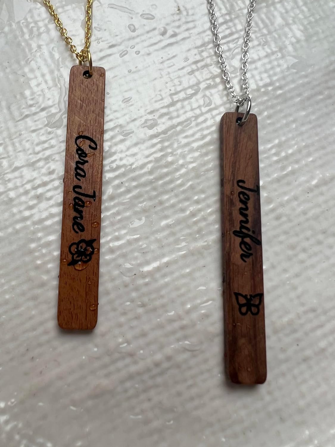 Personalized Wood Necklace Name Flower Butterfly Chicken Dog Giraffe Cow Owl Cat Honeybee Turtle Dolphin Walnut Engraved Column Rectangle