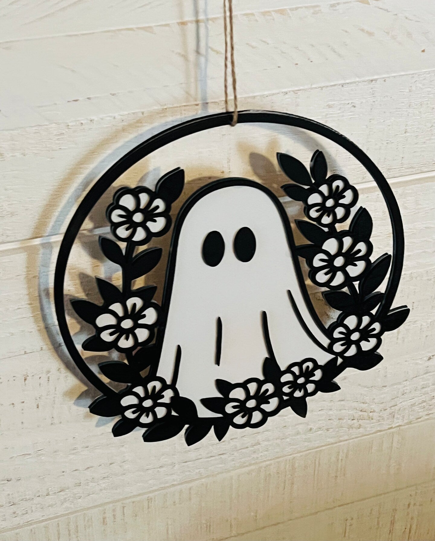 Wood Ghost Floral Spiderweb Wall Hanging Wall Decor Boho Farmhouse Black White Halloween Autumn Fall Wall Art Pink