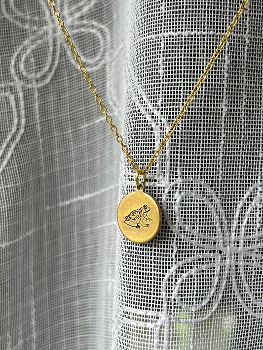 Handmade Frog Toad Pendant Necklace Stamped Etched Engraved Metal Circle Coin Silver Gold Forest