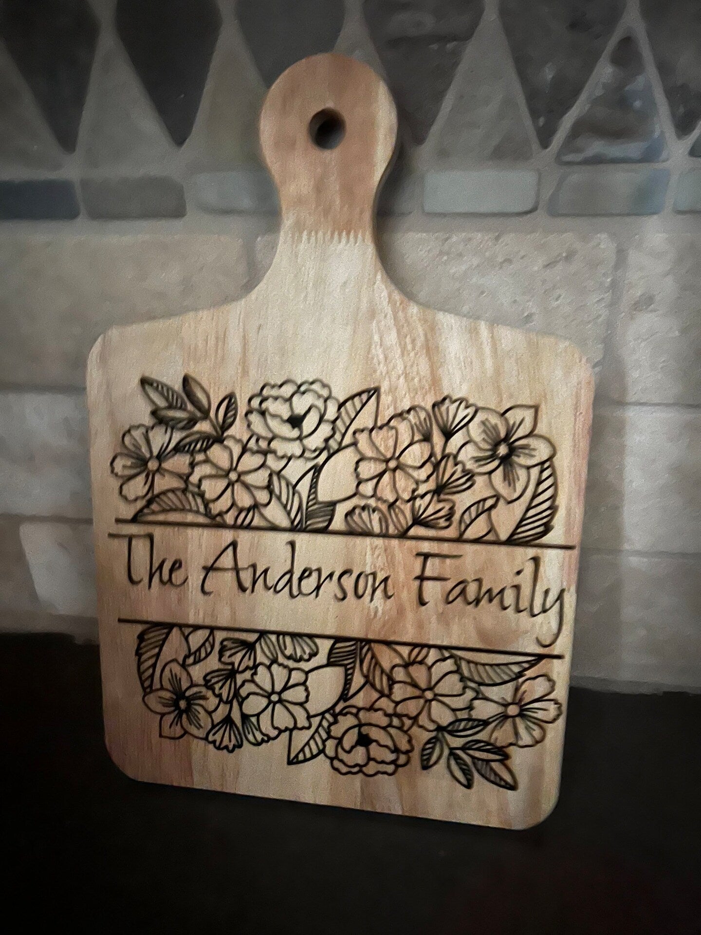 Square Cutting Board Personalized Family Name Oak Wood Engraved Flowers Floral Sunflower Roses Kitchen Charcuterie Board Cheese Platter Serving Tray