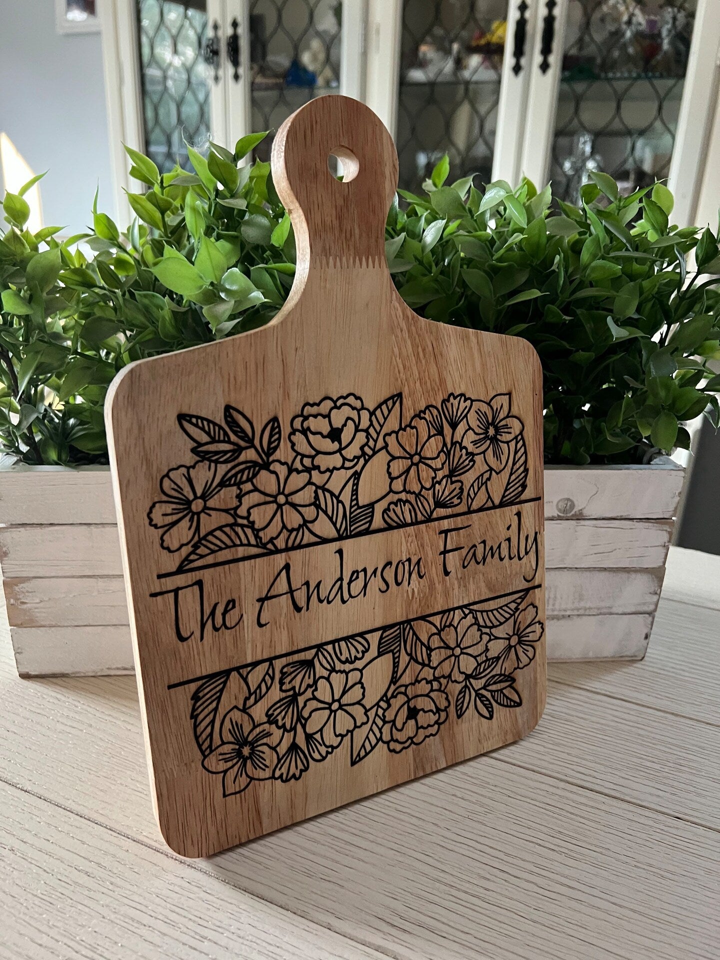 Square Cutting Board Personalized Family Name Oak Wood Engraved Flowers Floral Sunflower Roses Kitchen Charcuterie Board Cheese Platter Serving Tray