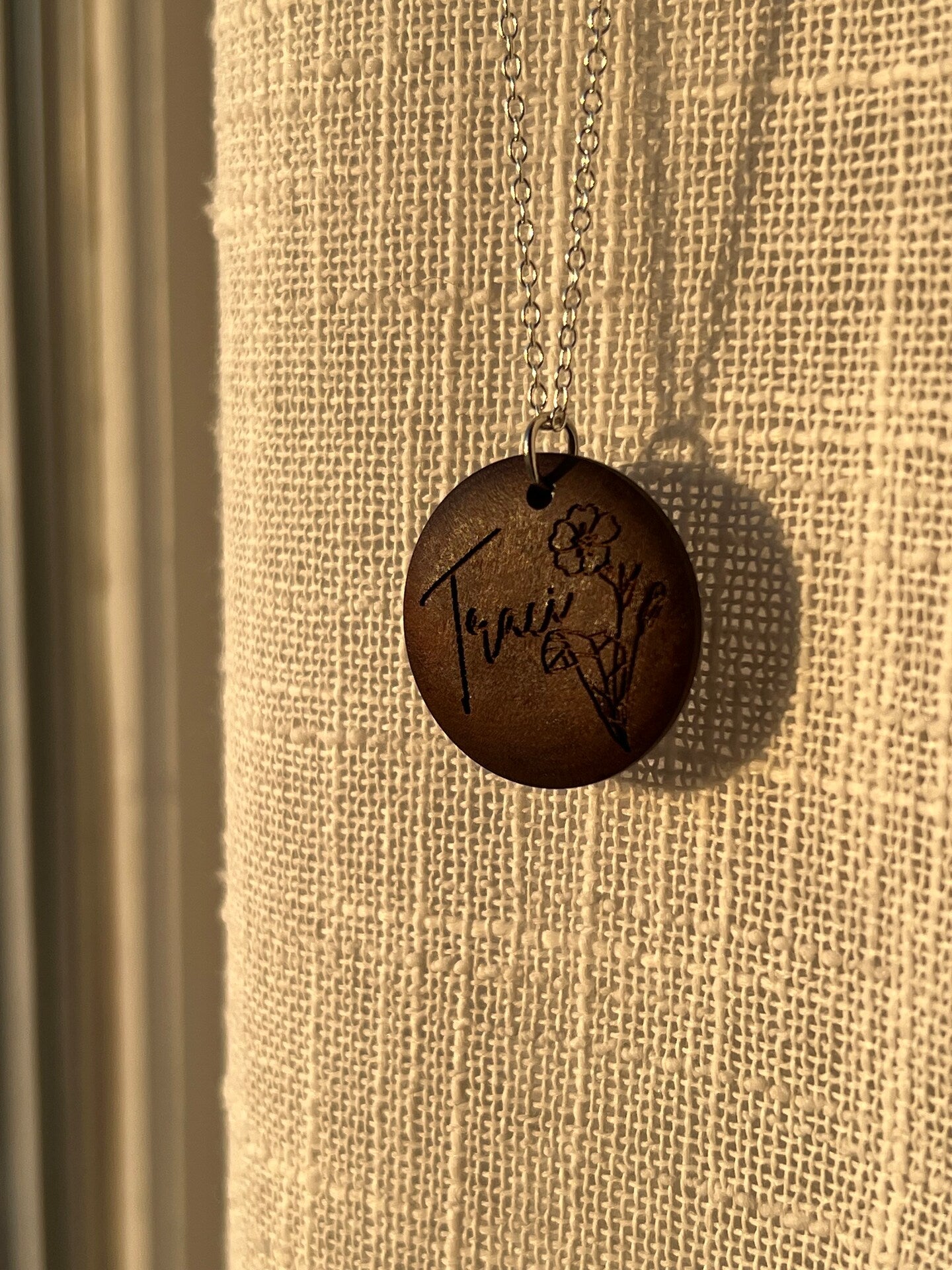 Personalized Engraved Wood Walnut Birthflower Name Floral Flower Necklace Round Circle Disc Pendant Gold Silver