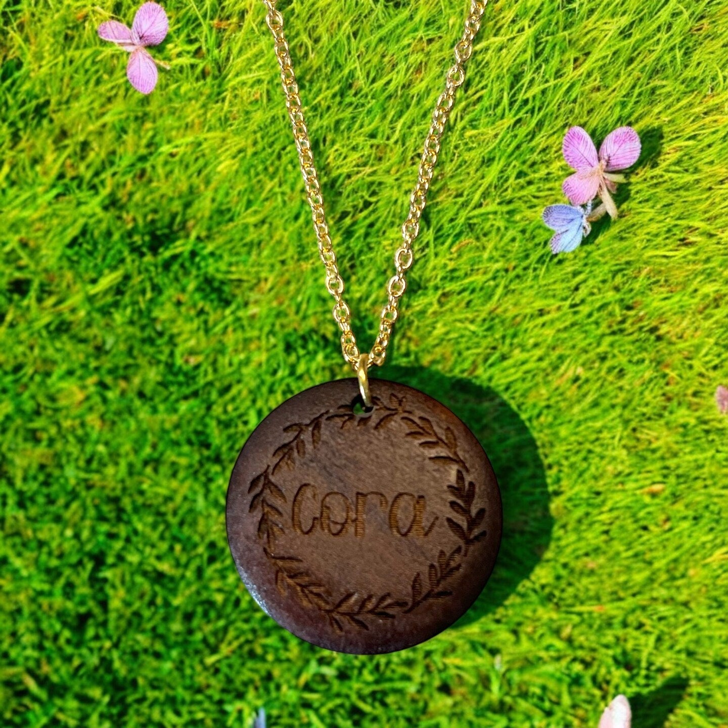 Engraved Wood Walnut Name Pendant Necklace Wreath Personalized Floral Flower Circle Disc Pendant Gold Silver