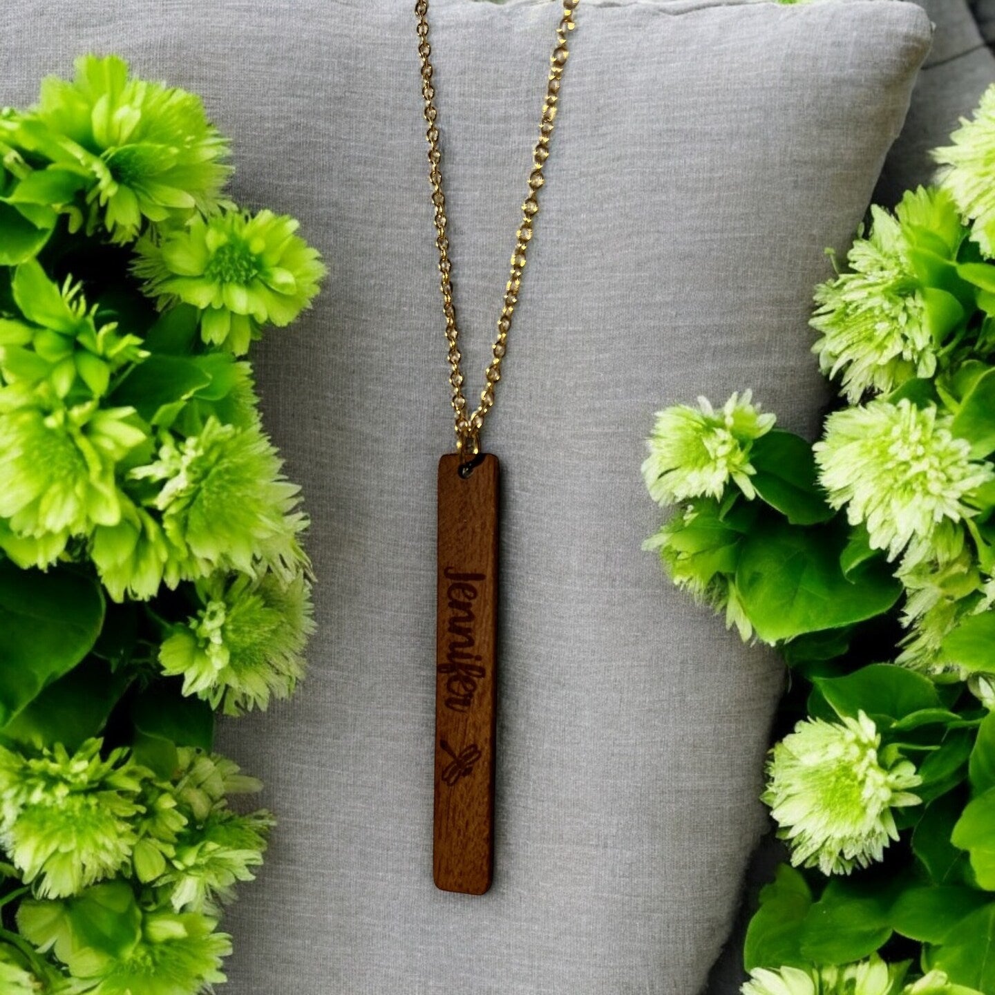 Personalized Wood Necklace Name Flower Butterfly Chicken Dog Giraffe Cow Owl Cat Honeybee Turtle Dolphin Walnut Engraved Column Rectangle