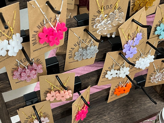 Acrylic Hippie Flower Earring Necklace Set Spring Summer Jewelry Gold Silver Pastel Pink Glitter Plastic