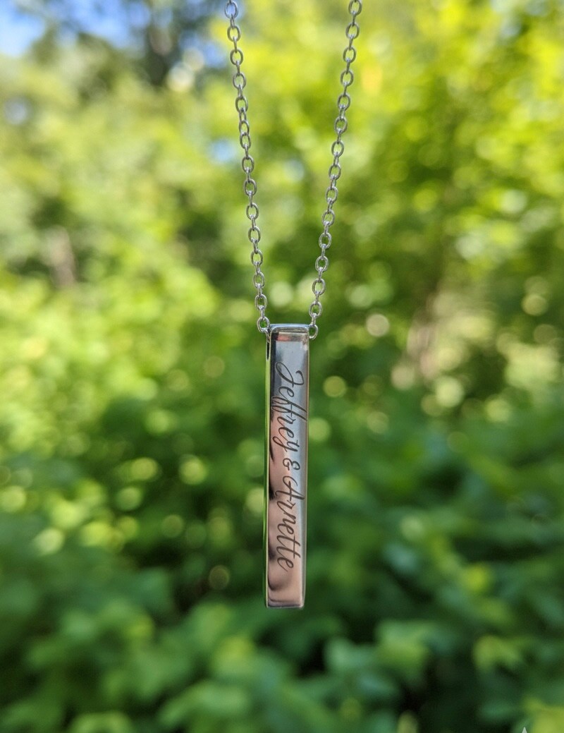 Personalized Couples Anniversary Wedding Stainless Column Necklace Pendant Silver Rectangle Engraved