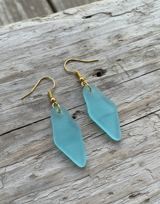 Sea Glass Dangle Drop Earring Pink Blue Green Sea Foam Gold Silver Pearl Beach Ocean Summer Vacation Handmade